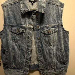 Missguided oversized denim vest size 4